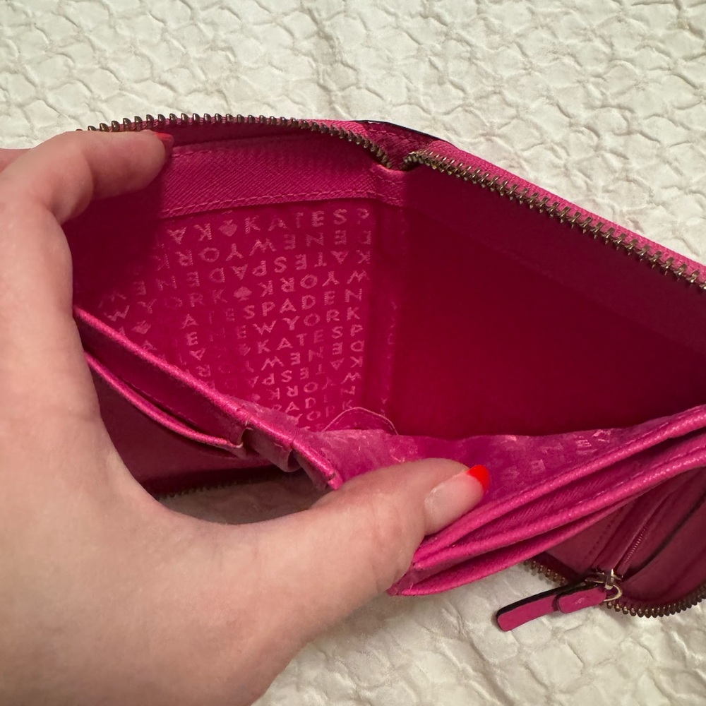 Kate Spade Wallet - Picture 4 of 4